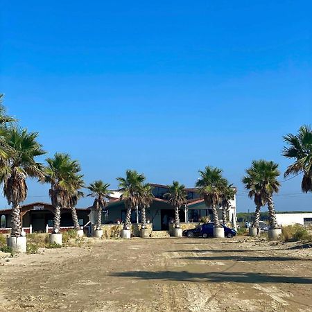 Hotel Saint Tropez Durres Bisht Kamez Exterior foto