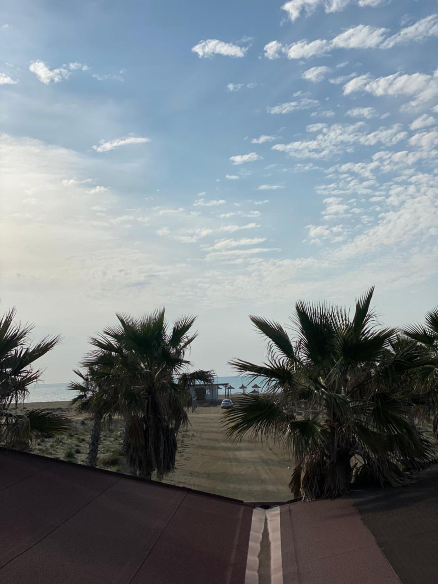 Hotel Saint Tropez Durres Bisht Kamez Exterior foto